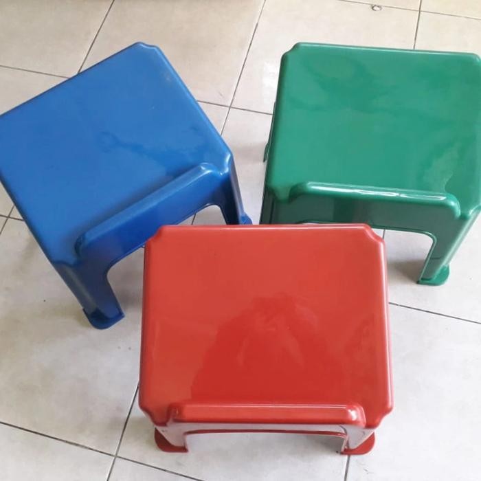 MEJA NGAJI BAHAN PLASTIK MEJA PLASTIK MEJA BACA ALQUR'AN