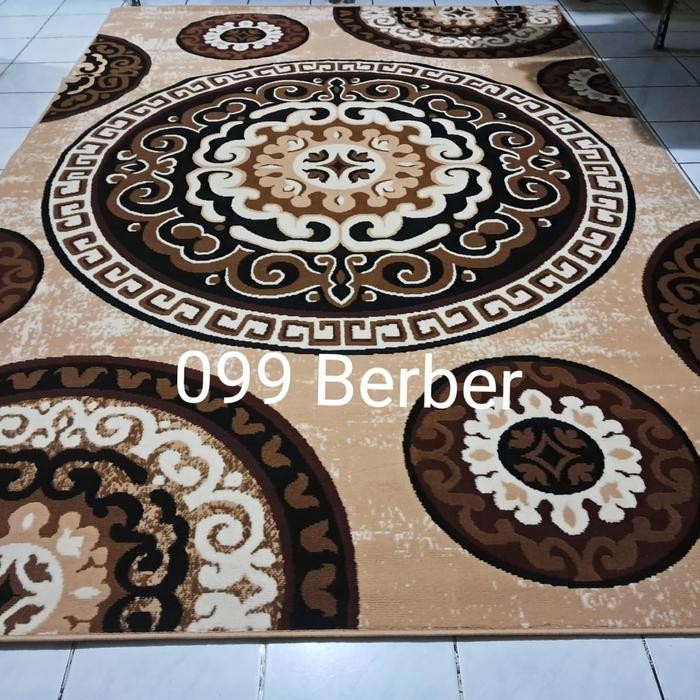 Karpet Permadani Besar Jumbo Moderno Momento Coklat Cream 210X310 Cm