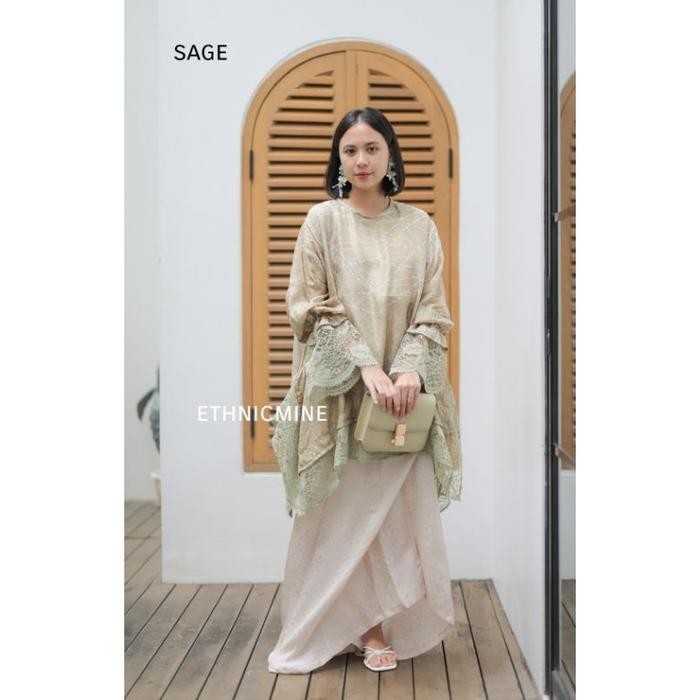 Ethnicmine Chalya Series Batik Blouse Handmade with Lace