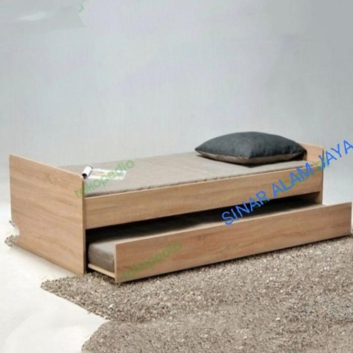 Dipan Sorong Kayu Mahoni. Ukuran 120X200