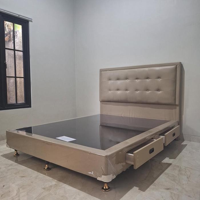 Dipan Box Nimalis Tanpa Sandaran / Dipan Box Nimalis Laci Tanpa Sandaran