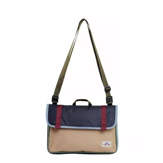 Eiger Tas Flat Tablet Sacoche 10 2L 91000 8046 Original Bag Notebook Pasti Ori