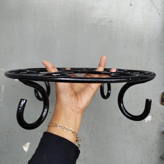 Alas Pot Bunga Besi, Tatakan Pot Bunga Besi, Standing Pot 30 Cm