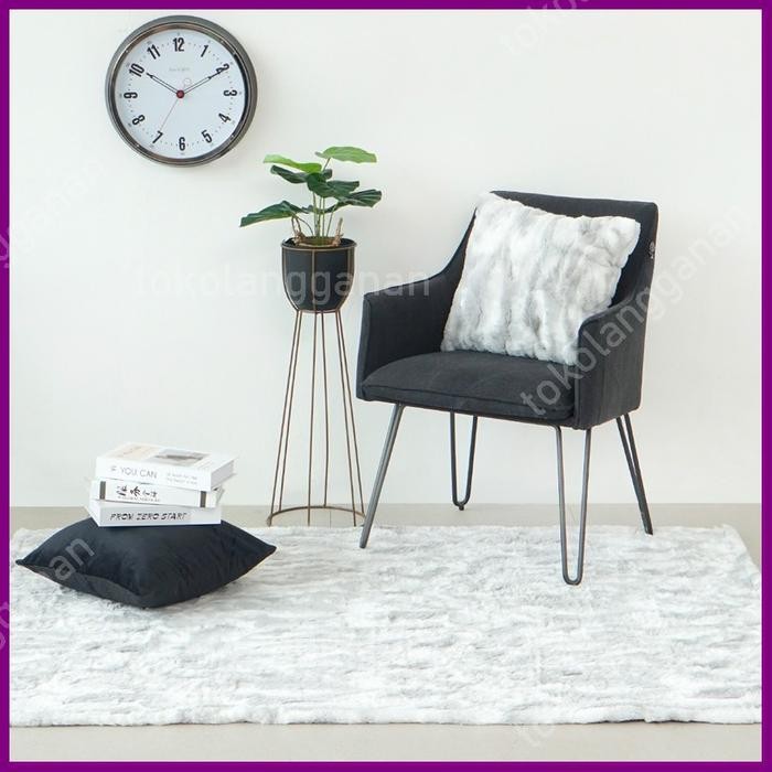 Karpet 120X170 Cm Embossed Faux Fur - Abu-Abu