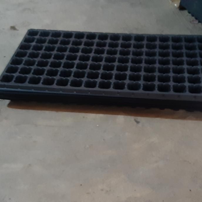 Tray Semai 105 Lubang