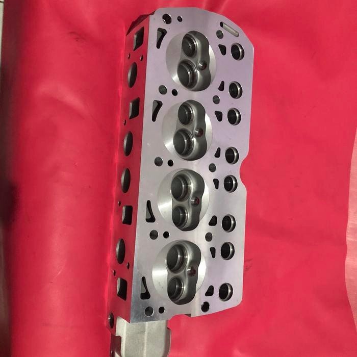 Cylinder Head/Deksel T120 73-81/COLT T120