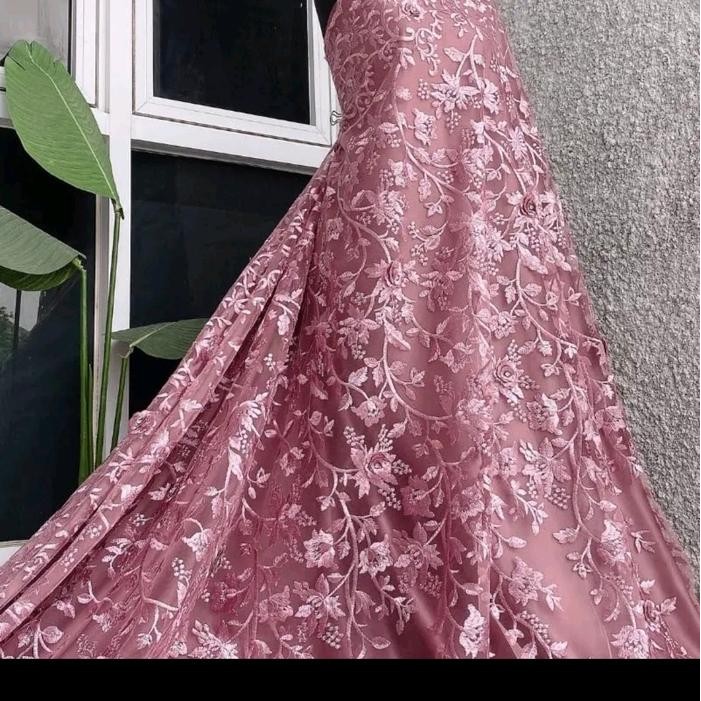 

Kain Tille bordir 3D full swarosky harga untuk setengah meter iematextile