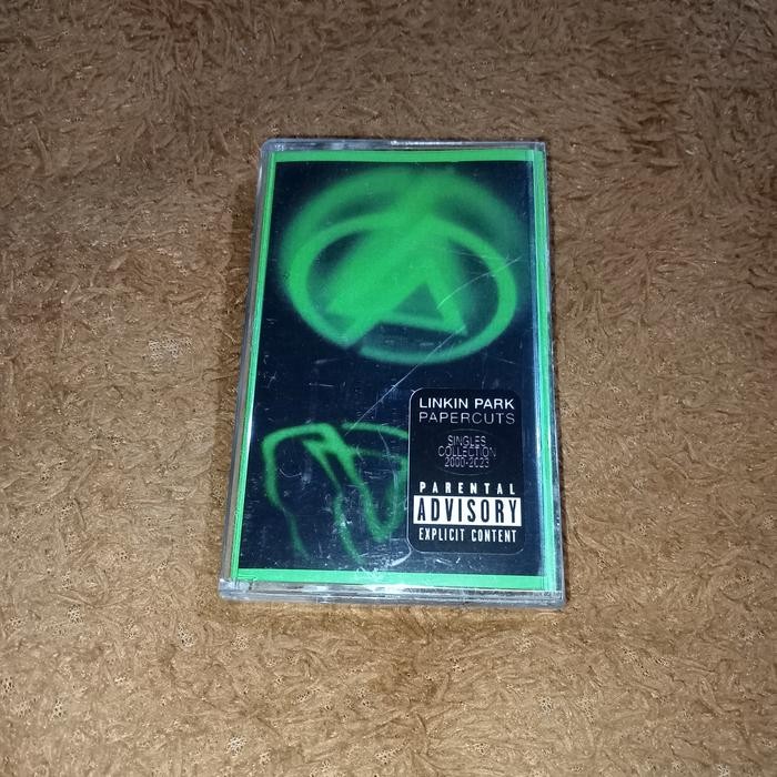 Kaset Pita Linkin Park - Papercuts (Singles Collection 2000-2023) Pasti Ori