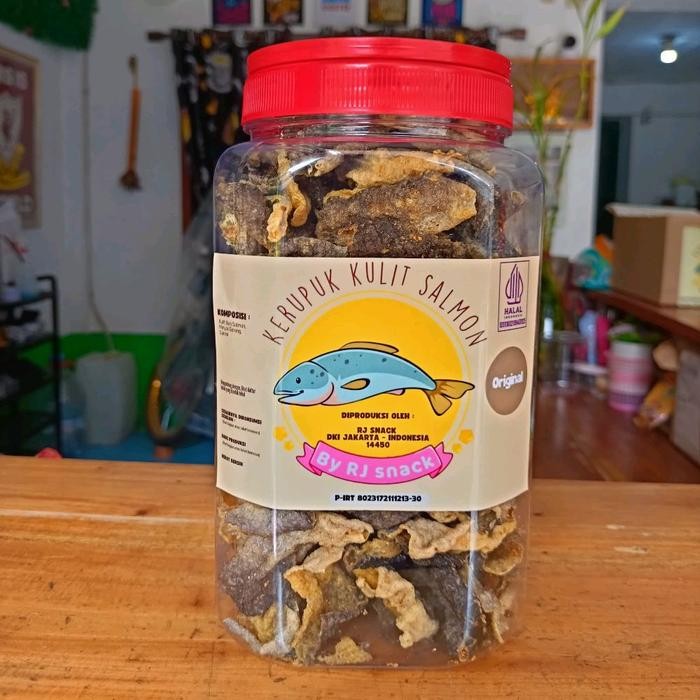 

Kerupuk Kulit Ikan Salmon Varian Original Toples 220Gr Fish Skin Salmon Snack