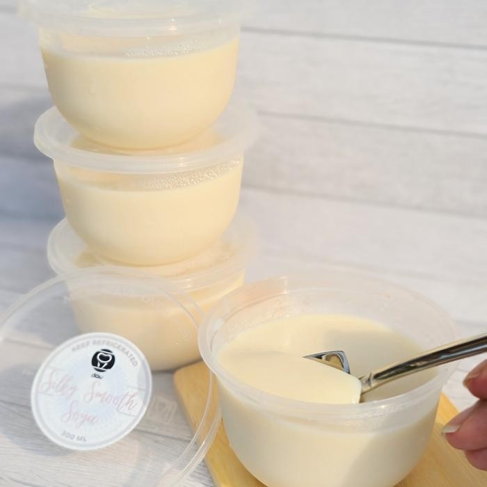 

Ready Homemade Silky Smooth Soya Pudding 300Ml / Beancurd / Kembang Tahu