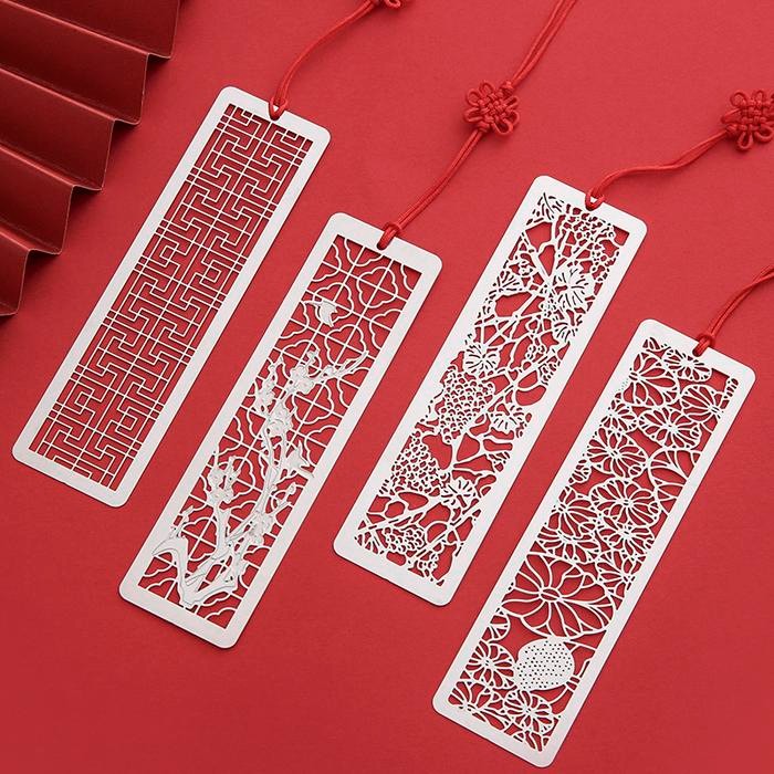 

Chinese Style Popular Metal Hollow Bookmark Superior Quality Page