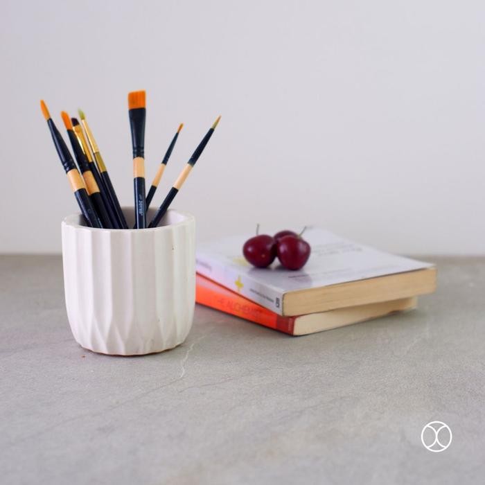 

CONCREATE Desk Organizer Alexa 8 cm / Stationery Organizer / Holder