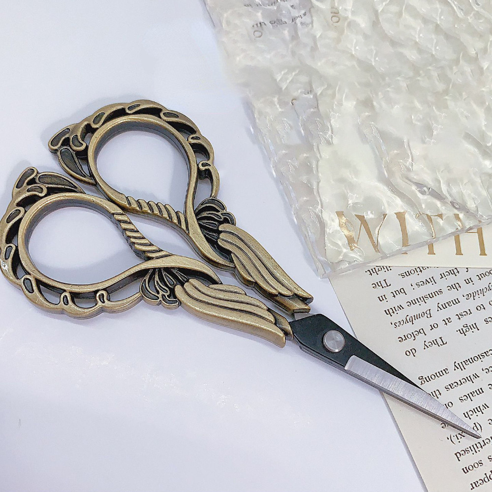 

Vintage Orchid Shaped Scissors High Appearance Creative Multifunctional Daily Tailor Clips