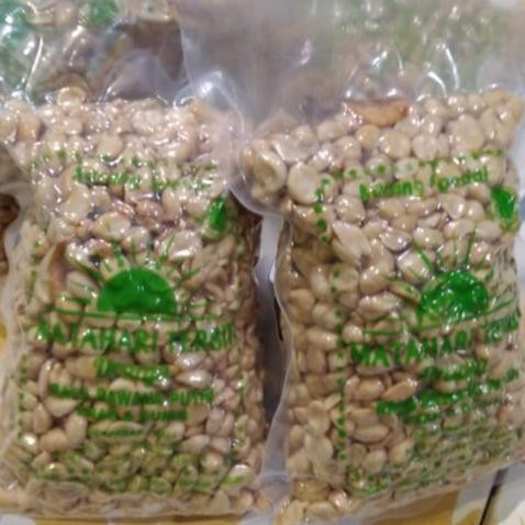 

4ZMI Kacang Bali Matahari Terbit 250 G (Kacang Kapri / Kacang Goreng)