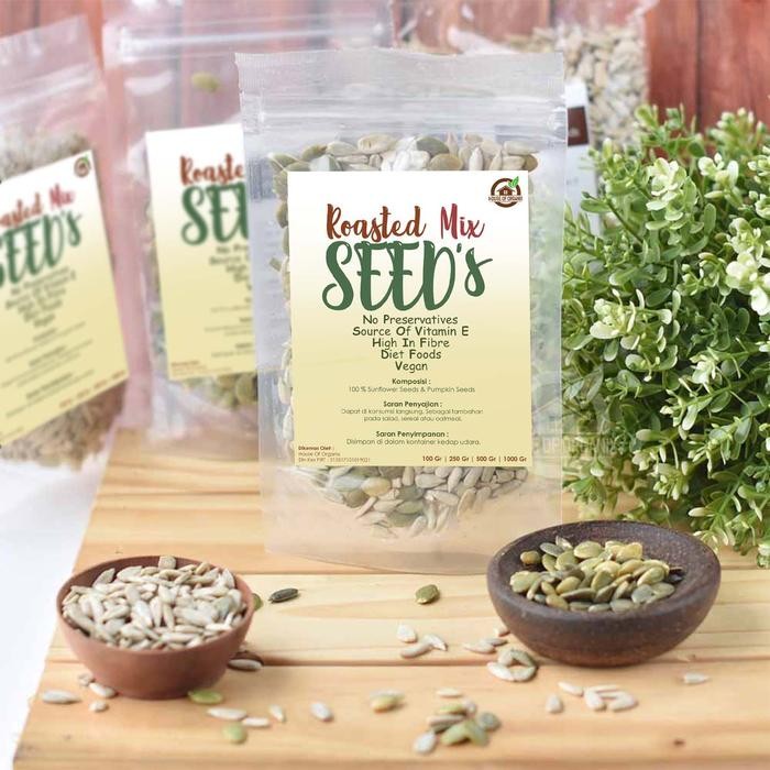 

IOI2 Roasted Mix Sunflower Pumpkin Seeds ( Cemilan Biji Campur Panggang ) 1 Kg
