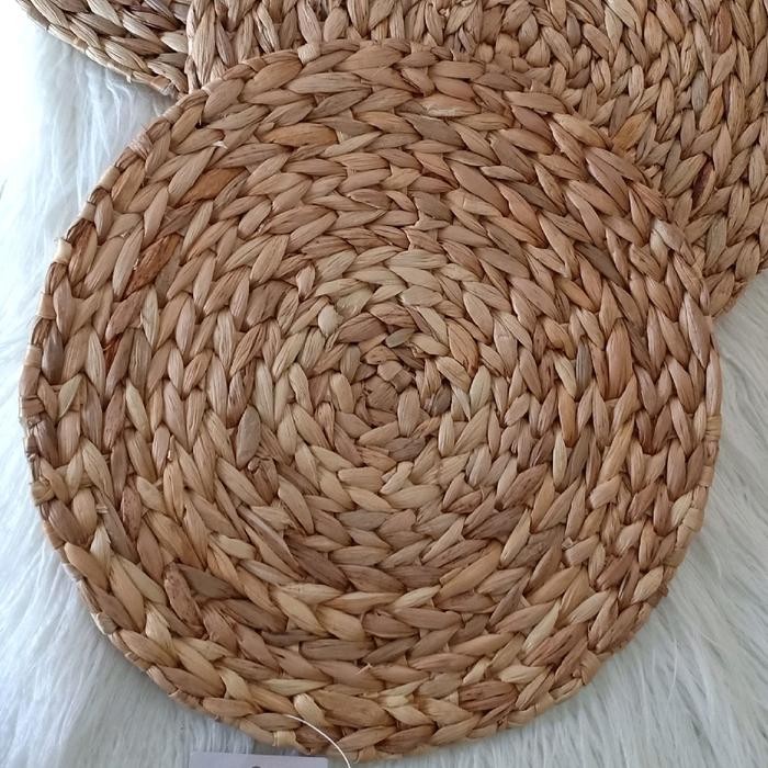 Placemat Bulat Eceng Gondok