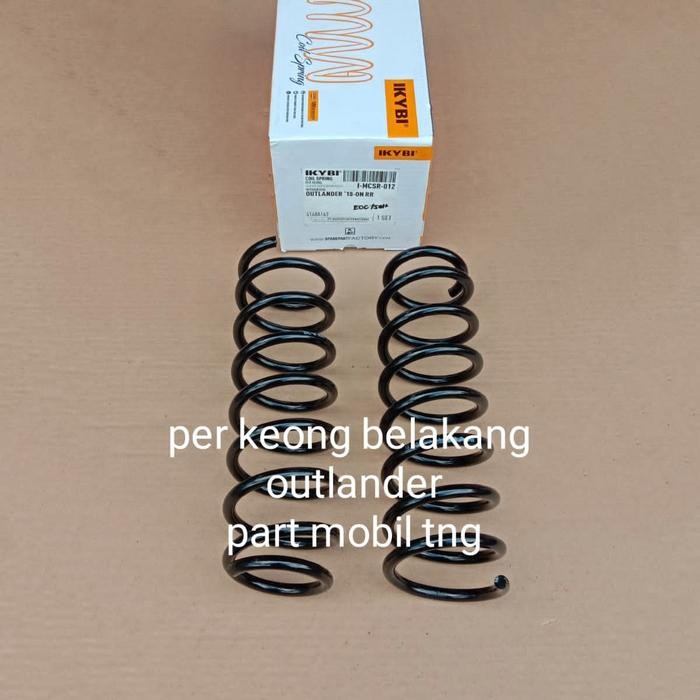 Per Keong Belakang Mitsubishi Outlander