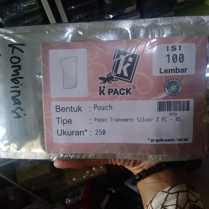 ID'' PLASTIK STANDING POUCH KOMBINASI ALUMUNIUM FOIL 13X20