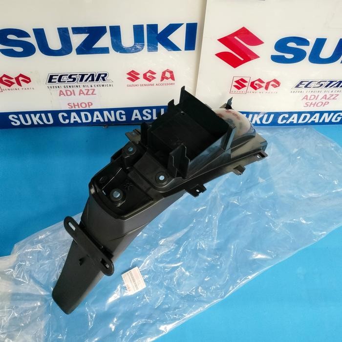 63111C25G10L000 spakbor belakang slebor fender satria Fu 150 CBU ckd carburator ori