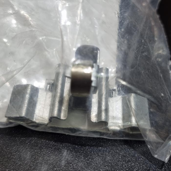 BRUSH HOLDER BOSCH GCO220 RUMAH CARBON BRUSH BOSCH GCO 220 ORIGINAL