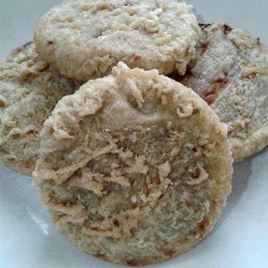 

ASLI gandasturi pontianak / kacang hijau gandasturi isi 5 READY STOCK