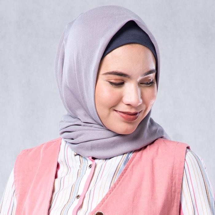 Flamoush Aletta Grey Hijab