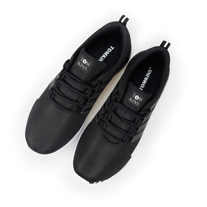 TOMKINS Banshee - Hitam Putih Sepatu Pria Sneakers Olahraga Kasual