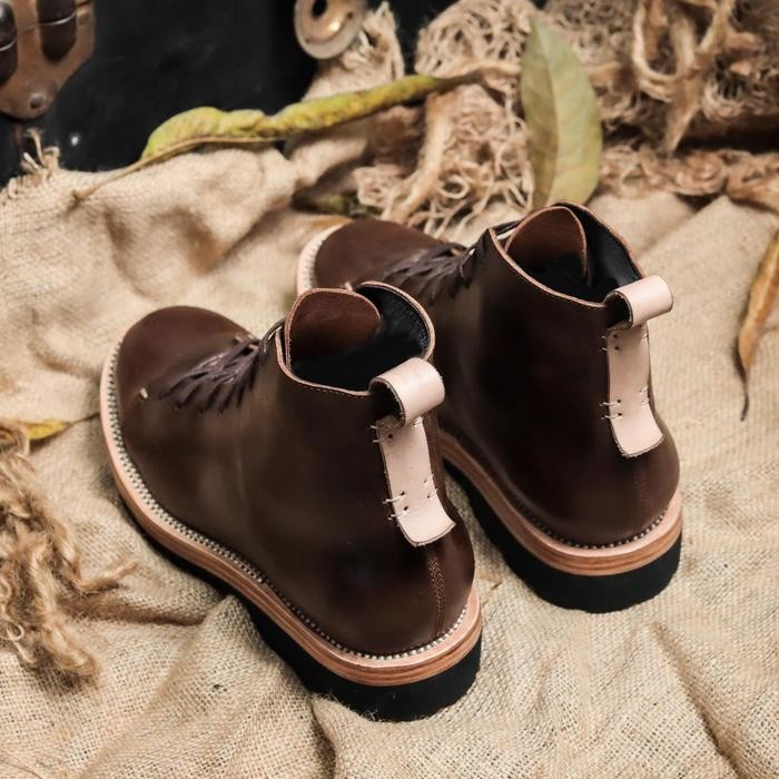 GR Company Sepatu Boots Pria Garvil Dark Brown