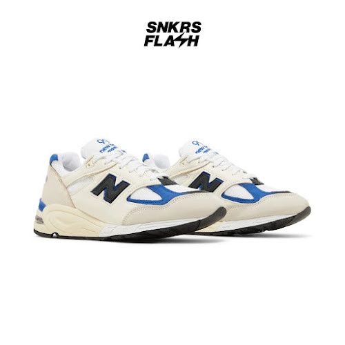 NEW BALANCE 990 V2 MADE IN USA WHITE BLUE Sepatu Sneakers Unisex - M990WB2 - Size 42.5