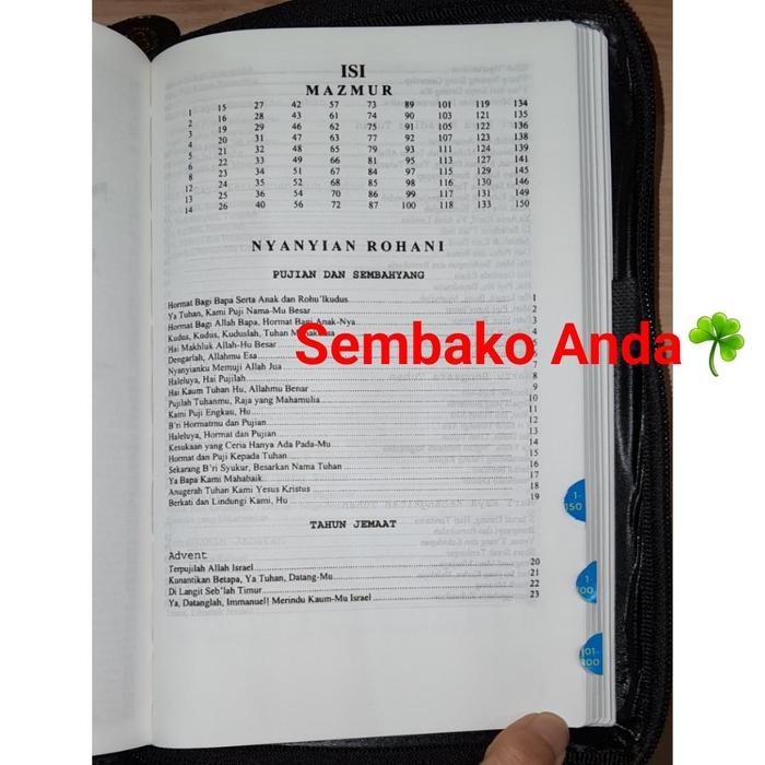 

SALE !!! ALKITAB KRISTEN DENGAN KIDUNG JEMAAT, MAZMUR DAN NYANYIAN ROHANI. UKURAN SEDANG LAI TB2 054