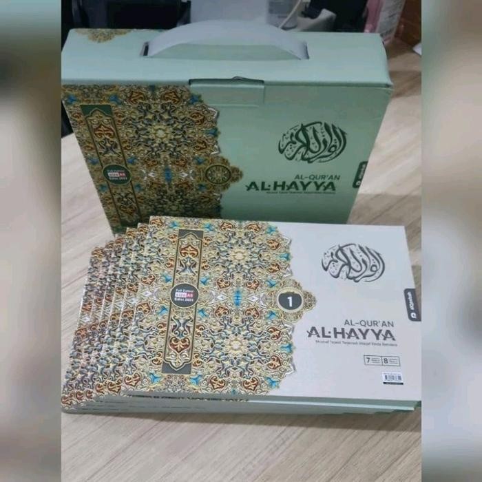 

SALE !!! AL QUR'AN TERJEMAH AL HAYYA MUSHAF TAJWID 6 JILID A5 (AL QOSBAH) READYY