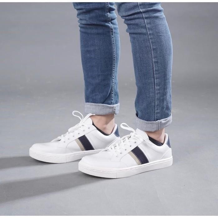 Sepatu Sneakers Pria Cowok Casual Miles&Co Dalton Series Putih