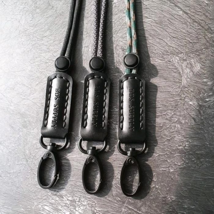 

Bds Scott - Minimalist Paracord Leather Lanyard Id Holder