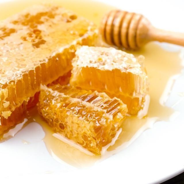 

Madu Sarang Asli 250 gr Original Murni Safiya Honey Comb Alami Premium Madu Murni Asli Melifera