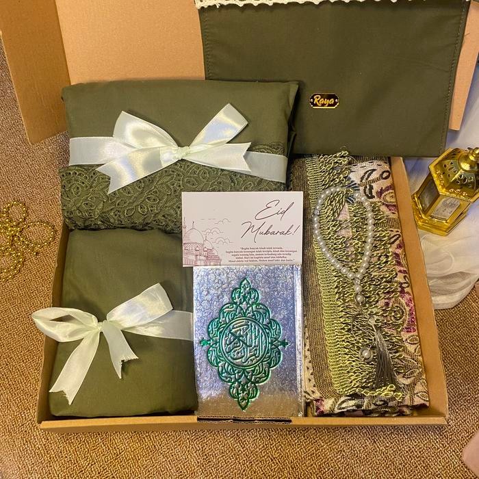 

Paket Lengkap B / Hampers Mukena Sajadah Tasbih Quran Seserahan 1 Set Gift Box Hadiah kado cewe