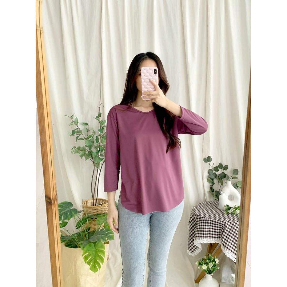 Kaos Oversize Lengan 7/8 Kaos Wanita Atasan Wanita