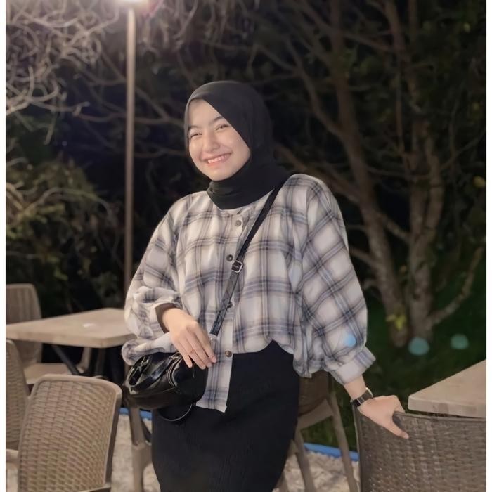 Kemeja Batwing Balon Flanel Oversize