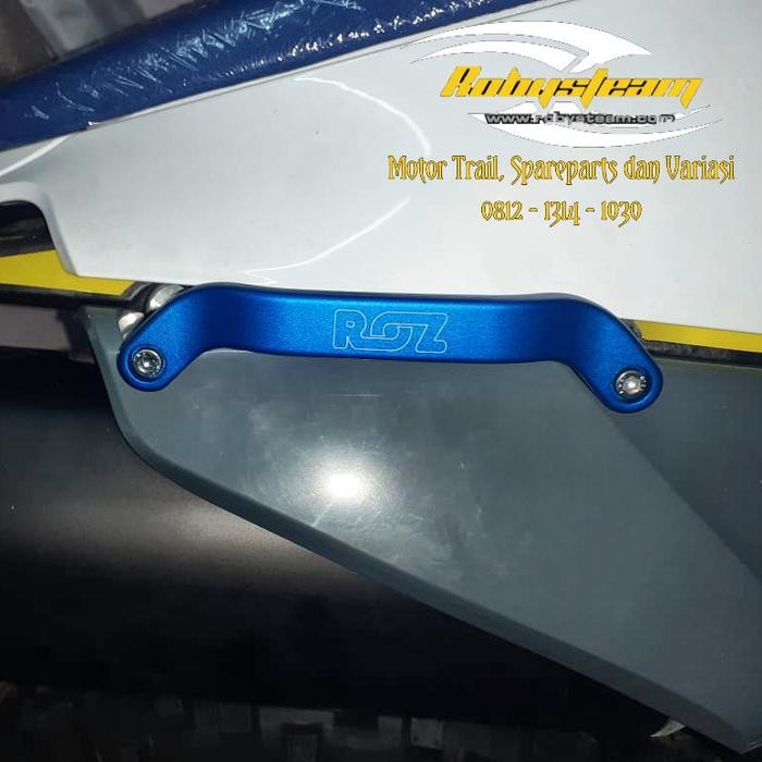 Grab handle KTM dan Husqvarna tahun 2020-21 ROZ