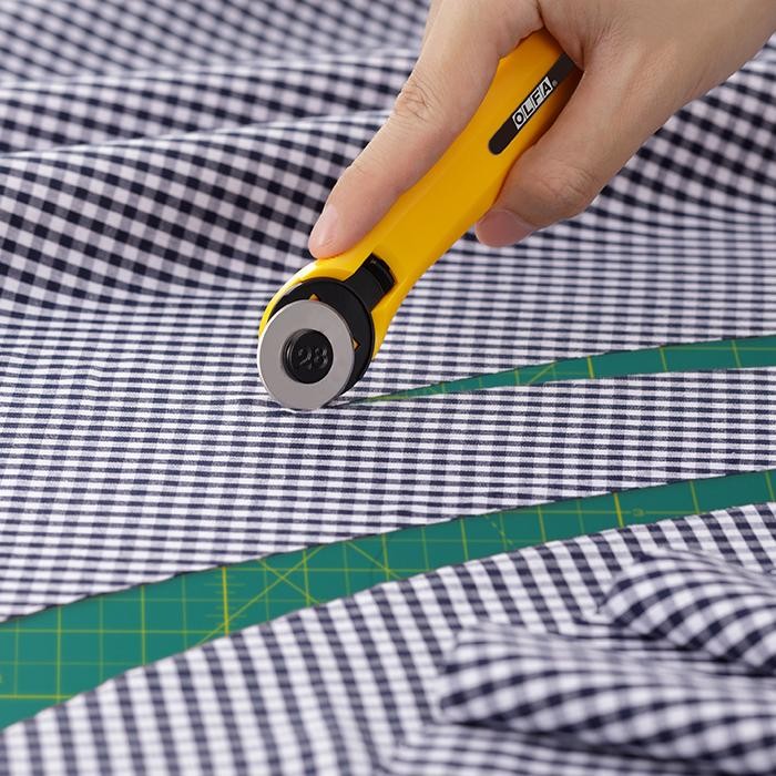 

Alat Gunting Kain 28Mm Rty-1/C Olfa Rotary Cutter Japan