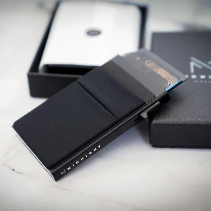 

Baru MIDNIGHT Smart Wallet Card Holder RFID - Dompet Kartu Minimalis Noir