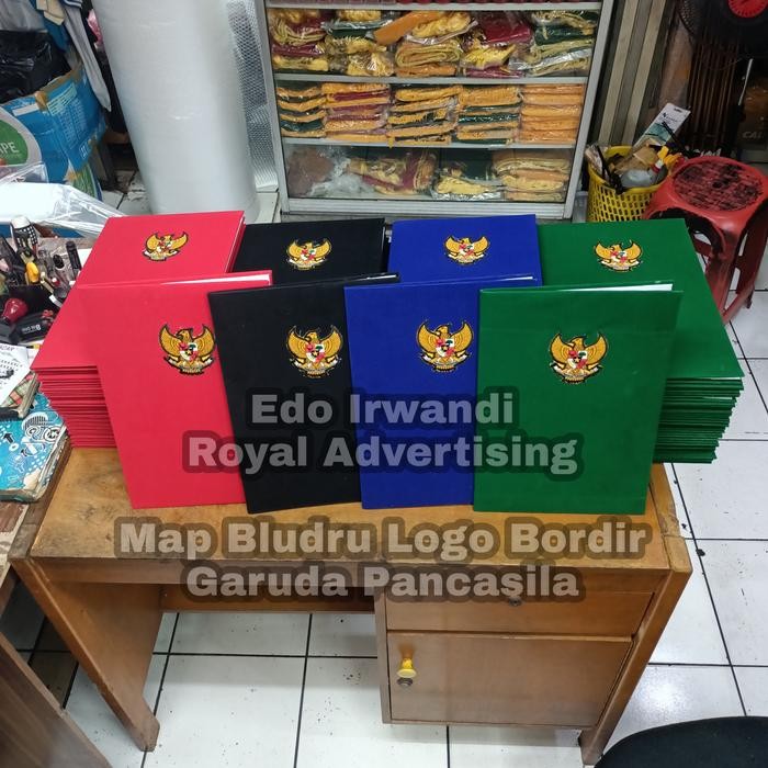 

Map Bludru Upacara Bordir Garuda / Map Upacara Eksklusif Berkualitas