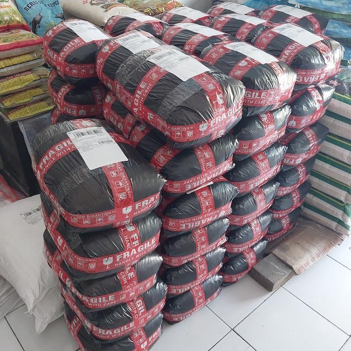 

Terbaru BERAS SLYP SUPER ROJOLELE 5KG PULEN Ready