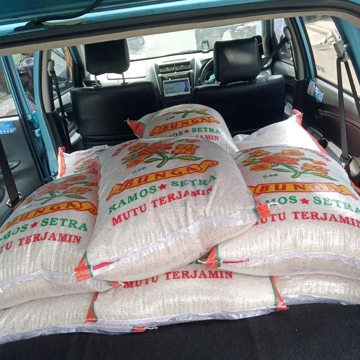 

Promo Terlaris BERAS CAP BUNGA 25KG SETRA RAMOS Ready