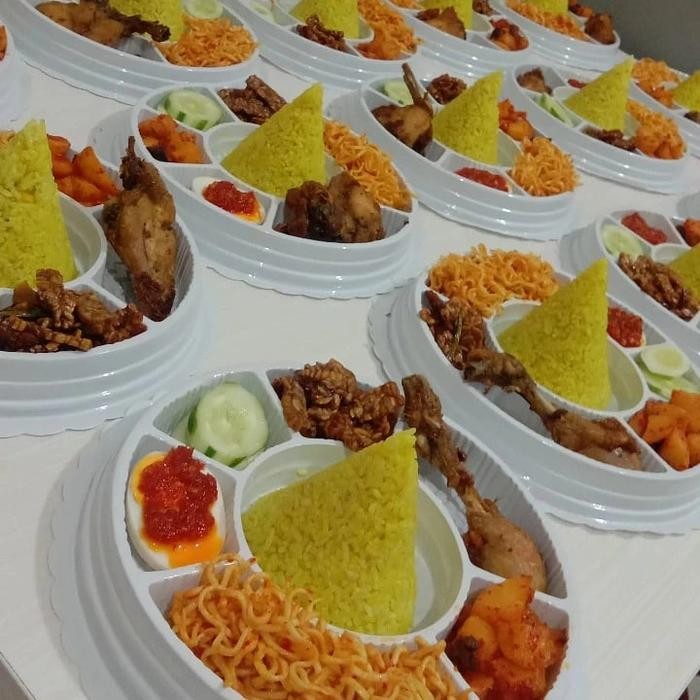 

Baru Tumpeng Mini Nasi Kuning Ulang Tahun Paket Lengkap