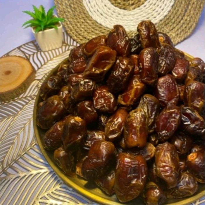 

Baru Kurma Golden Valley 1kg - Snack Manis & Sehat