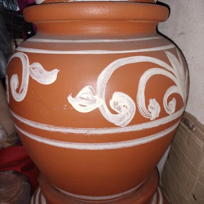 kendi / gentong tanah liat