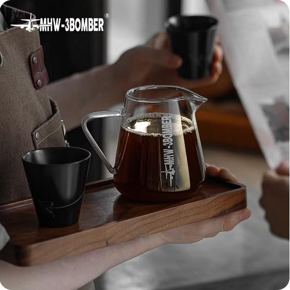 

MHW-3BOMBER elf coffee server 500ml / server kopi kaca MHW - 3BOMBER