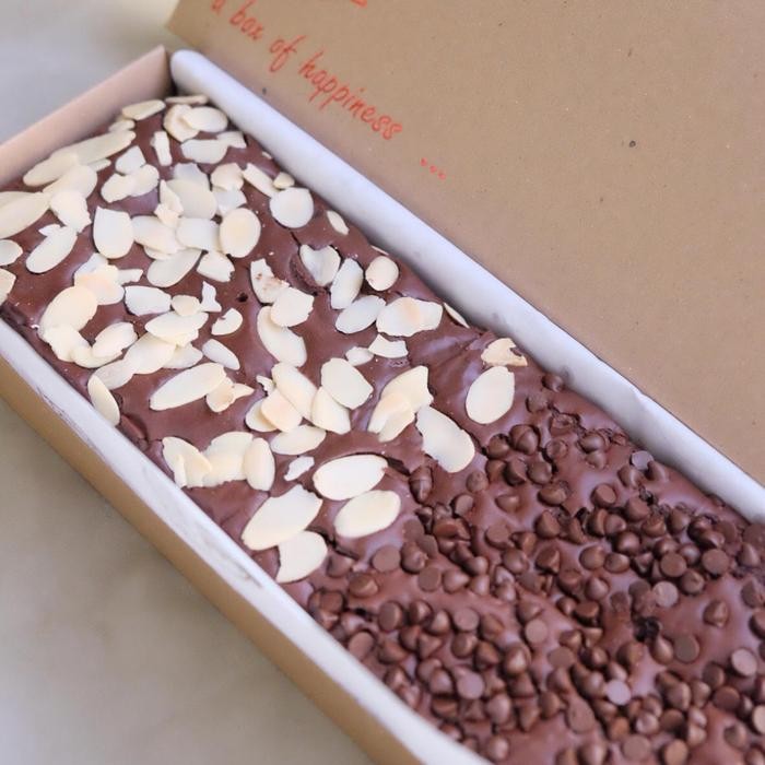 

classic brownie mix 2 toppings - cokelat premium stok terbatas