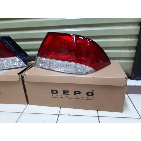 Lampu Belakang Stop Lamp Mitsubishi Lancer Cedia 2003