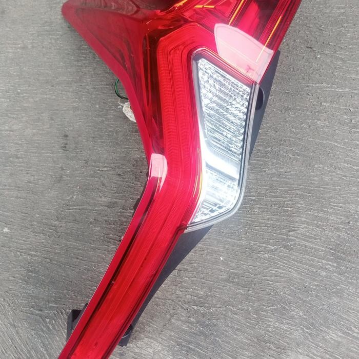 Stoplamp Lampu Belakang Pajero Sport Original Kiri Bekas
